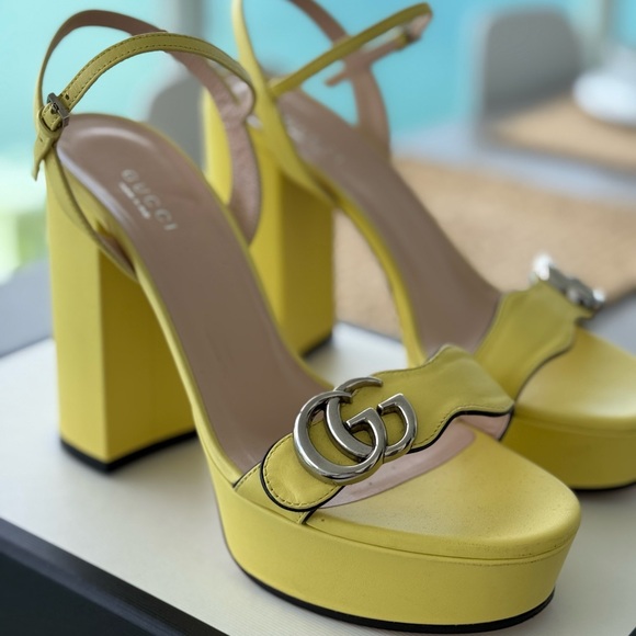 Gucci yellow hight heels - Picture 3 of 10